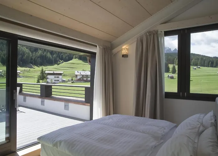 Active La Torre Hotell 4*