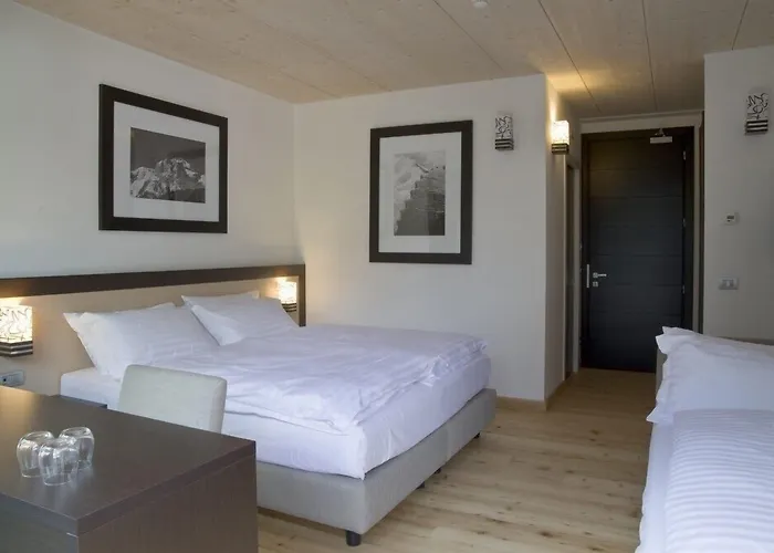 Active La Torre Hotell 4*