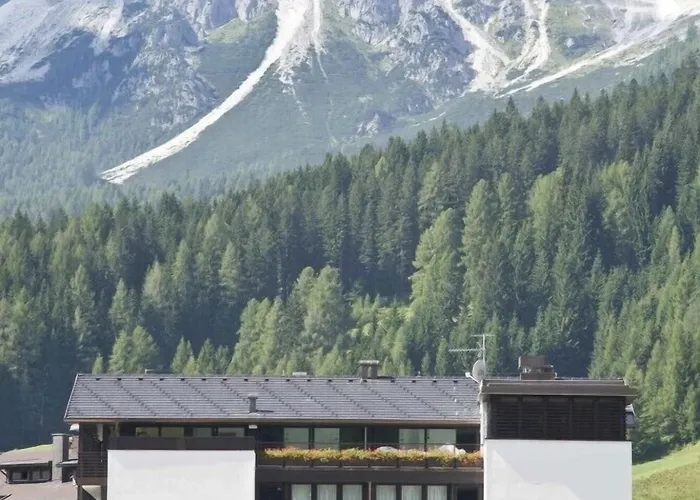 Active La Torre Hotell Padola